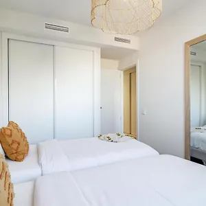 https://inf12a-apartment-close-to-beach-families-only.1costadelsol.com